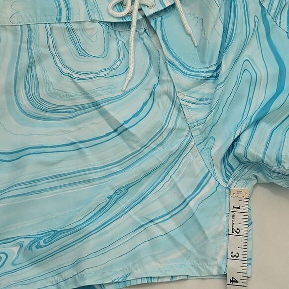 OP Sport, Vintage,blue Patterned Women's Shorts 7/8 - Picture 4 of 6